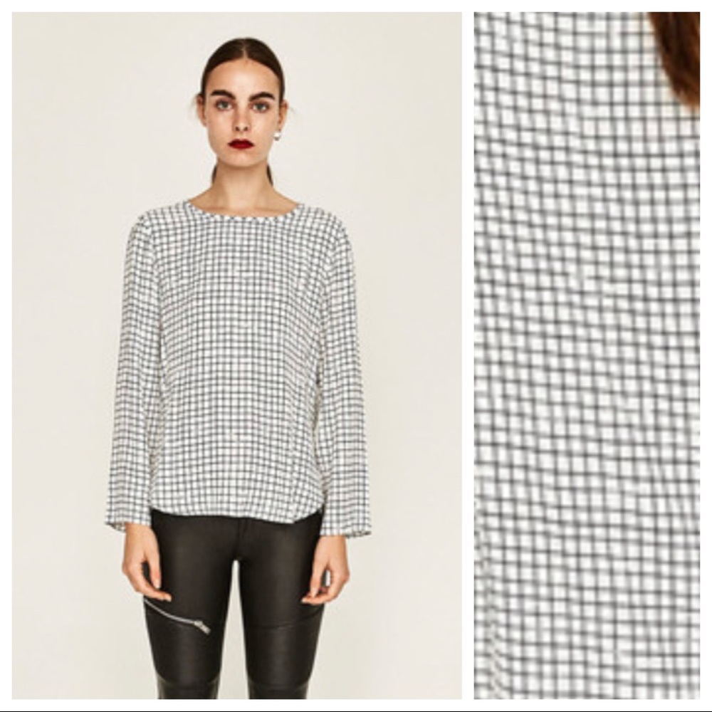 NWT. Zara Plaid White and Black Round Neck Blouse. Size S.